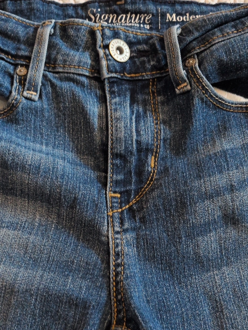 Levi's Signature Modern Stretch Acid Washed Distressed Denim Shorts Retro Summer - Picture 2 of 10